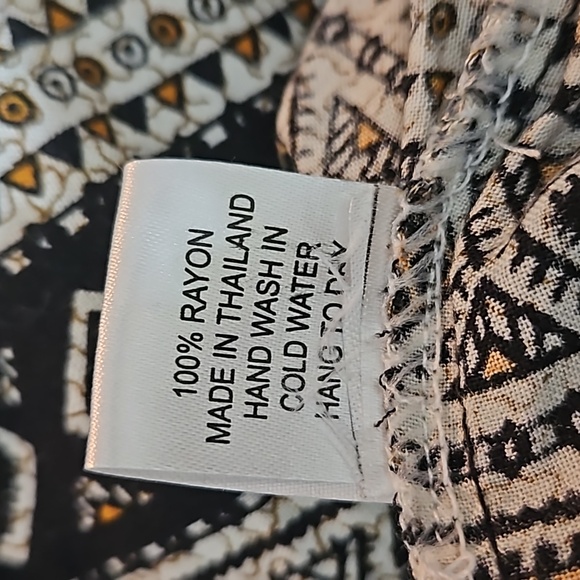 Silverwood Boho Pants - Picture 5 of 6